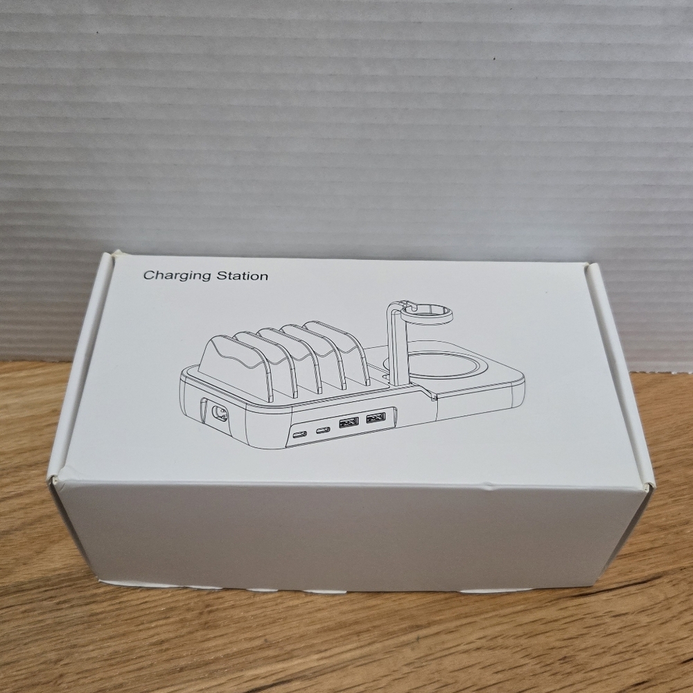 Multiple Devices Charging Station - Picture 7 of 9